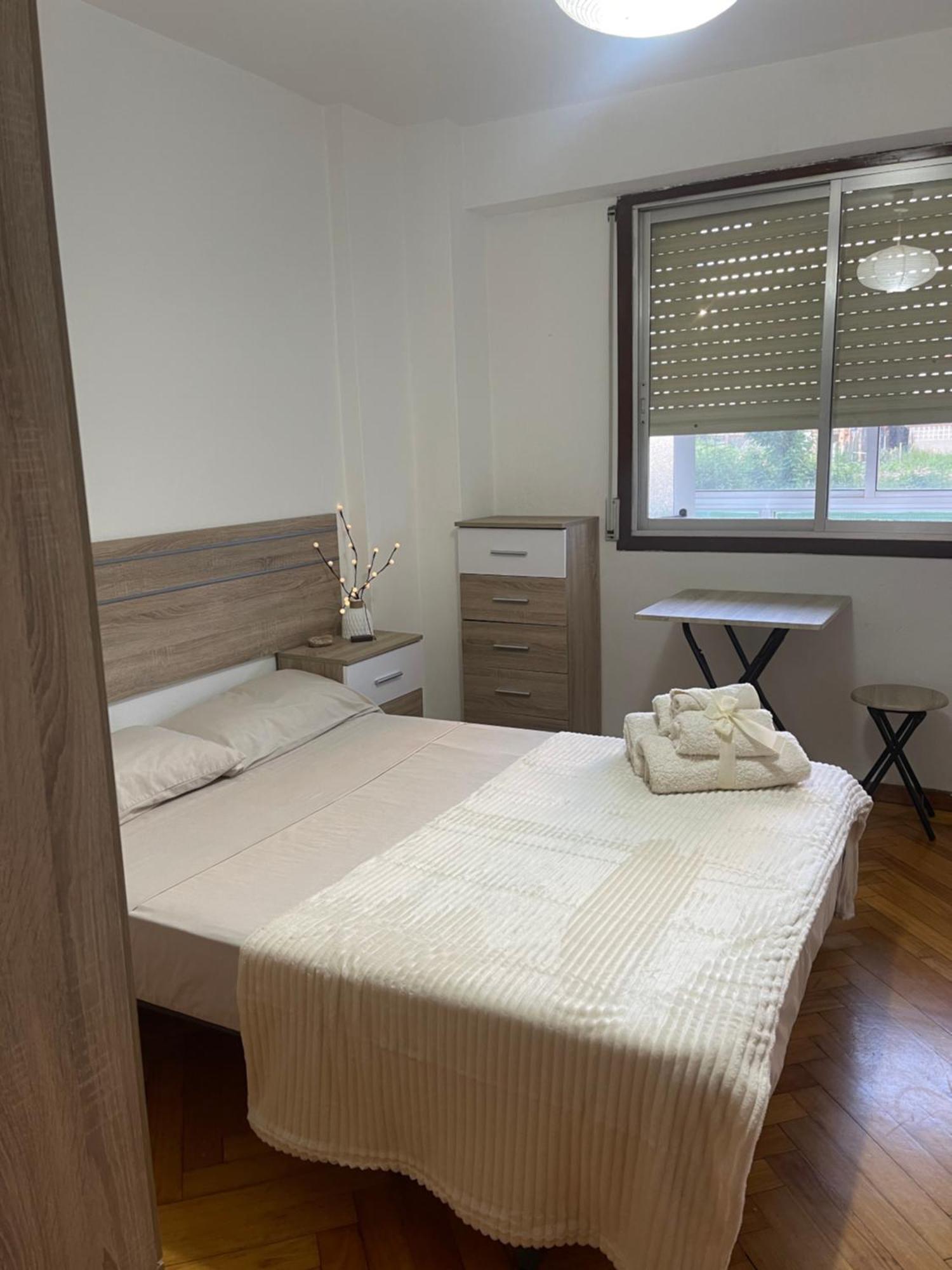 Disfruta De Exclusiva Habitacion Privada, A 5 Minutos De La Playa Віго Екстер'єр фото